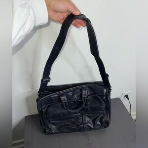 Tumi Black Leather Laptop Briefcase Business Crossbody Shoulder Bag